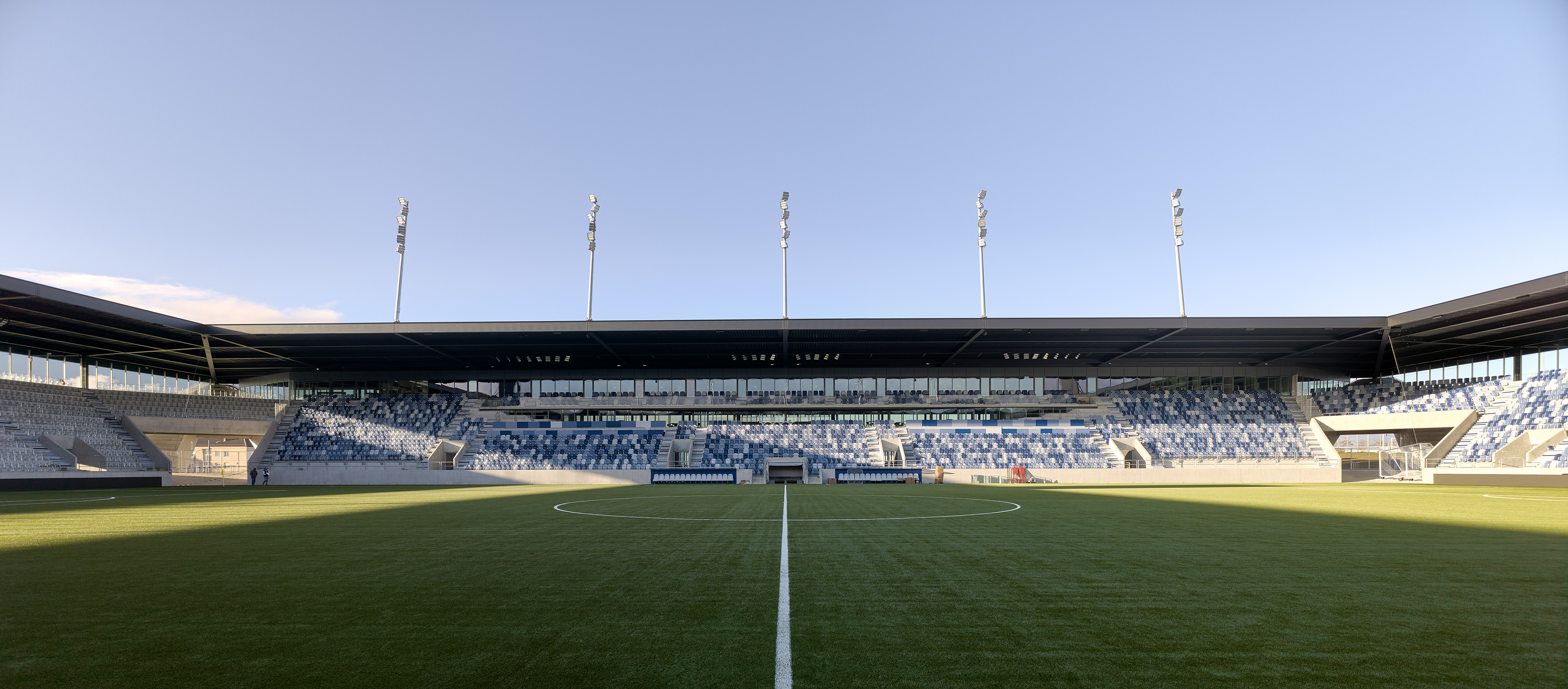 Stade de la Tuilière, Lausanne